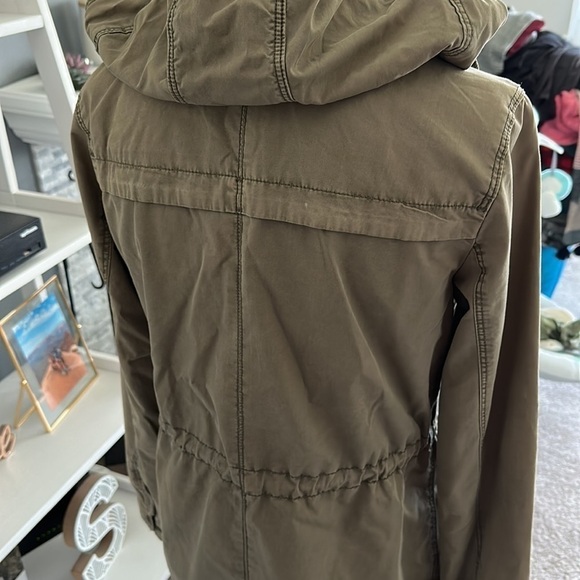 Lighter Weight Bomber Style Jacket - Picture 4 of 5